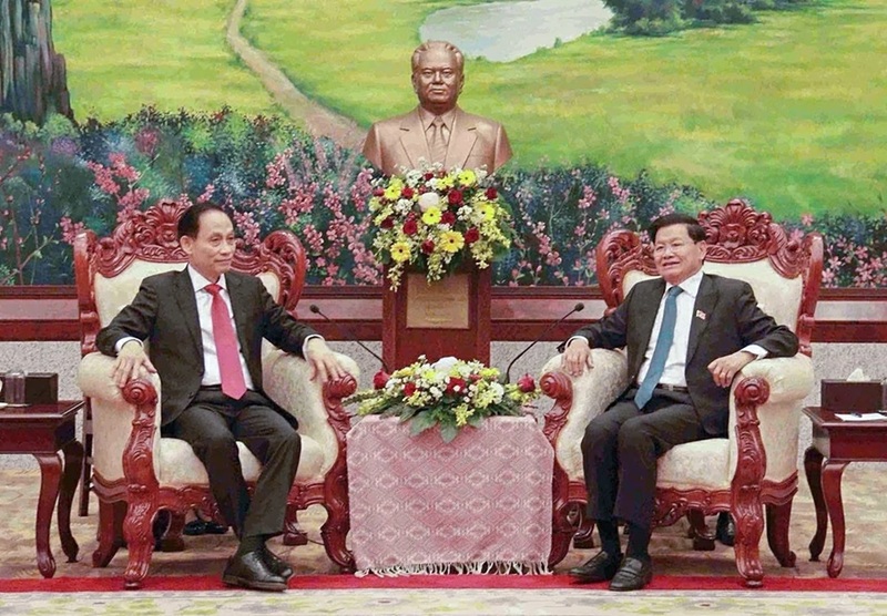 Đặc phái viên của Tổng Bí thư sang chúc mừng Đại hội Đảng lần thứ XII của Lào